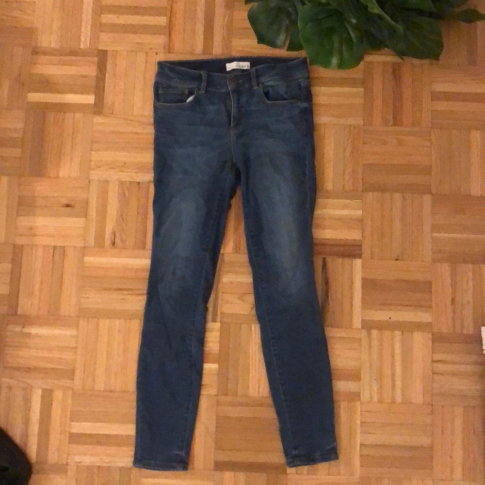 SOLD ❌Loft stretchy skinny jeans